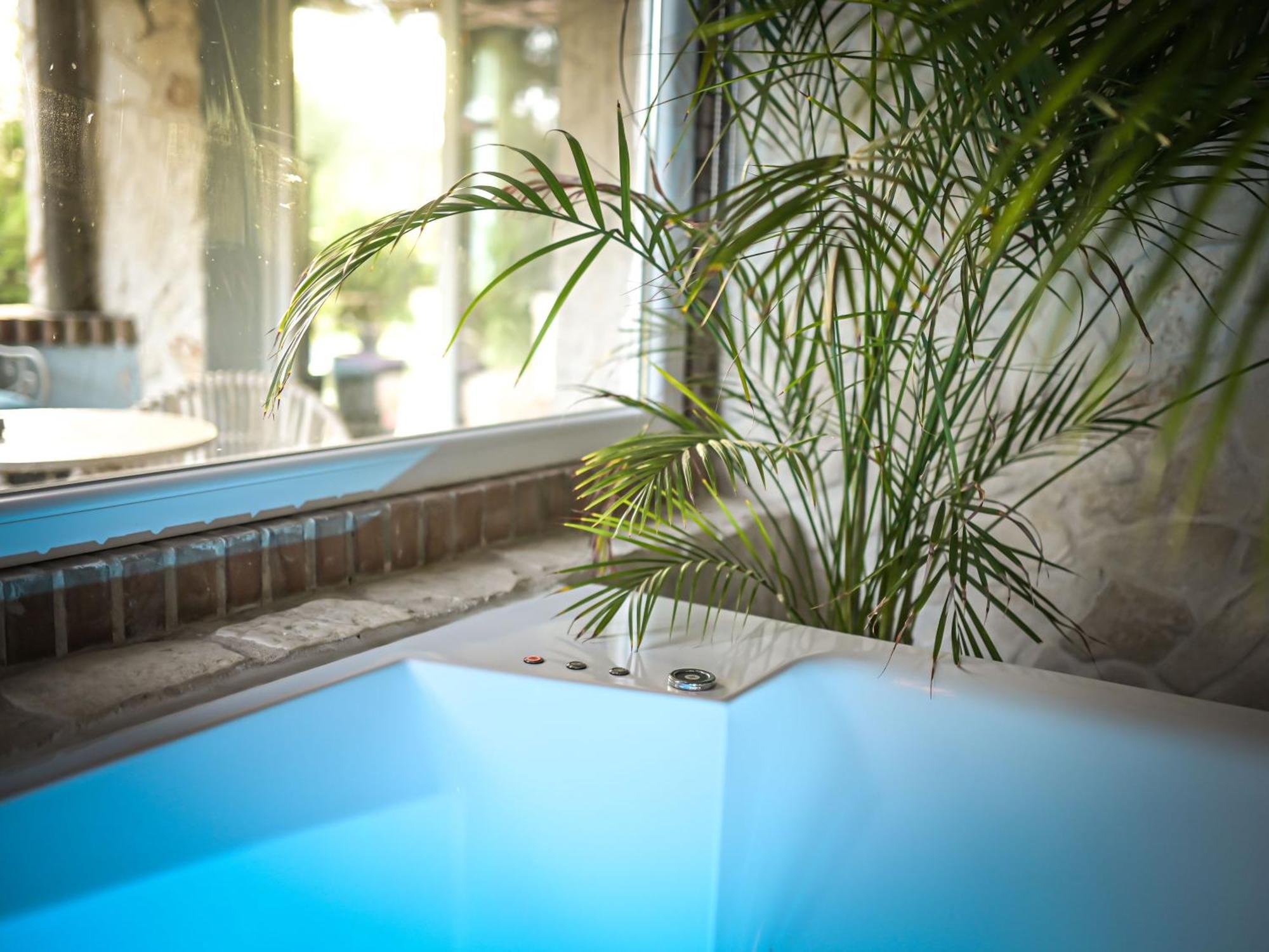 Paradise Ranch Otel Borgo Sabotino Dış mekan fotoğraf
